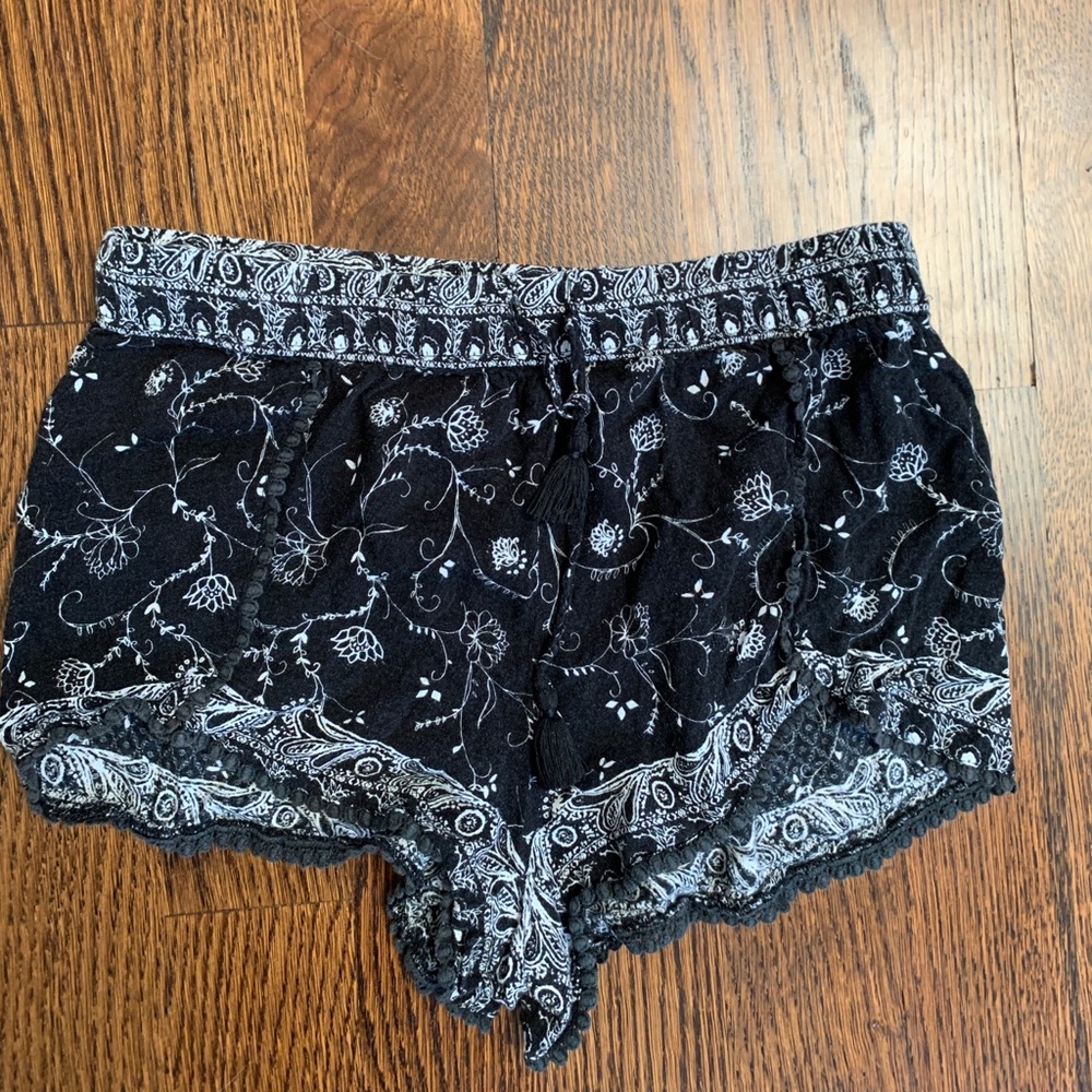 Flowy black and white shorts